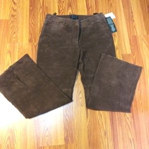 Moda international leather pants